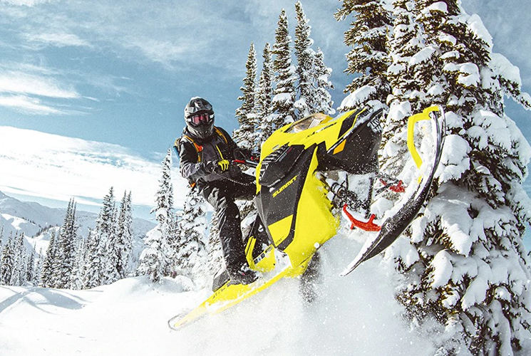 Ski-Doo launches world premiere technology with the Summit 850 E-TEC Turbo snowmobile